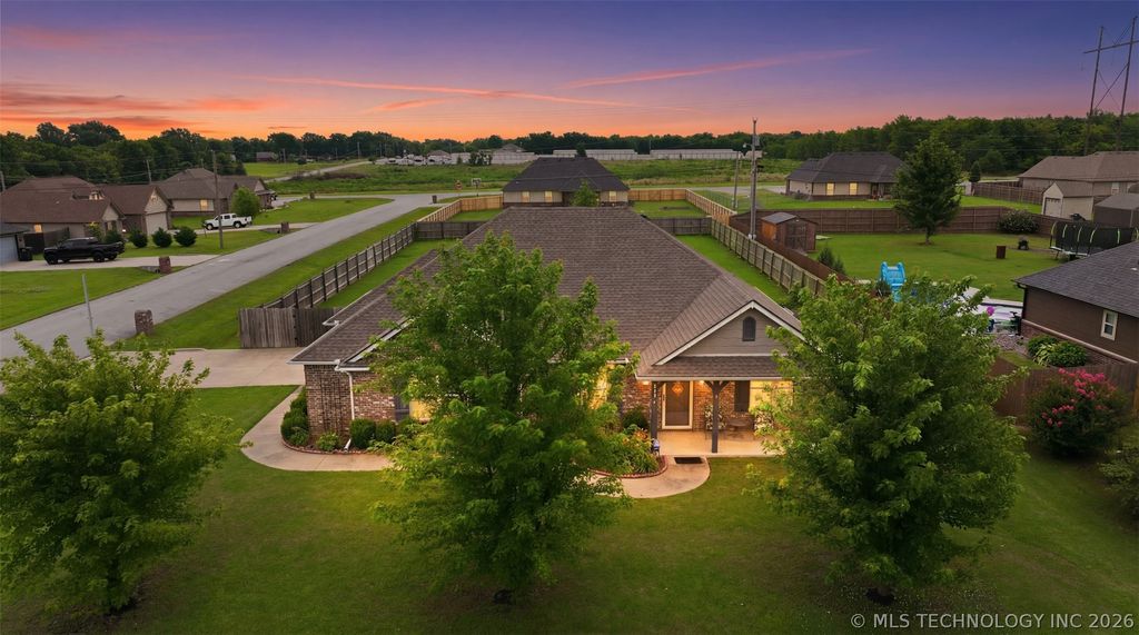 21075 S Andreas Road, Claremore, OK 74019