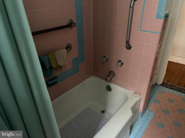 5223 SPRUCE ST, Philadelphia, PA 19139