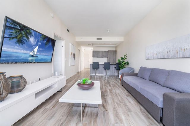 801 S Miami Ave 5207, Miami, FL 33130