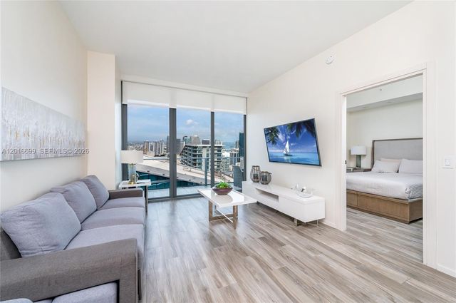 801 S Miami Ave 5207, Miami, FL 33130