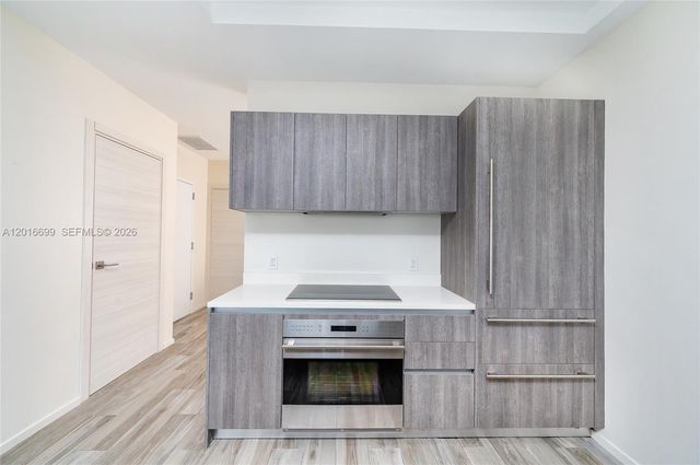 801 S Miami Ave 5207, Miami, FL 33130