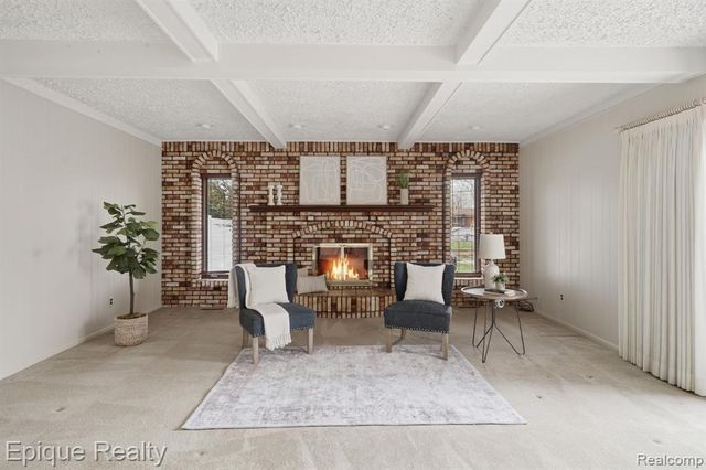 30214 Blossom Lane, Warren, MI 48088