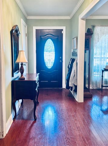 100 Elizabeth, Petal, MS 39465