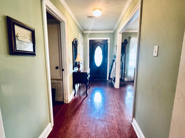 100 Elizabeth, Petal, MS 39465