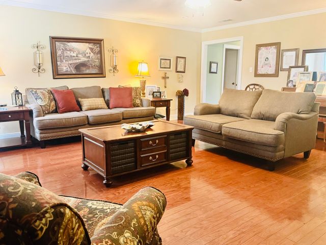 100 Elizabeth, Petal, MS 39465