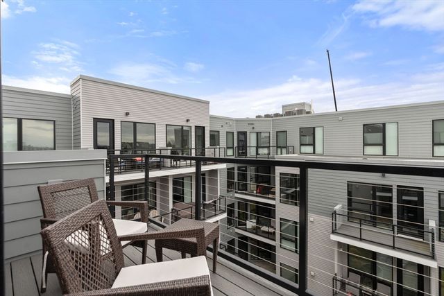 45 West Third 514, Boston, MA 02127