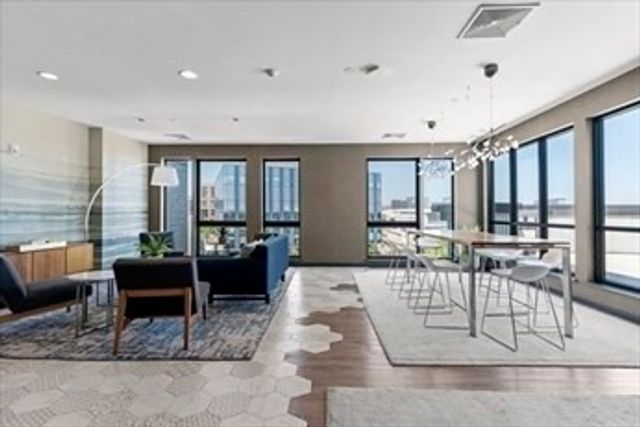 45 West Third 514, Boston, MA 02127
