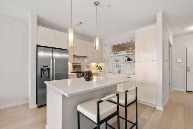 45 West Third 514, Boston, MA 02127