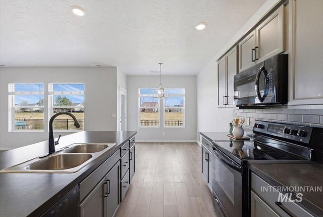 2850 N Iditarod Way, Kuna, ID 83634