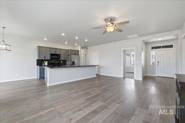 2850 N Iditarod Way, Kuna, ID 83634