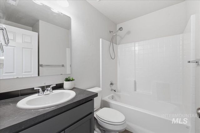 2850 N Iditarod Way, Kuna, ID 83634