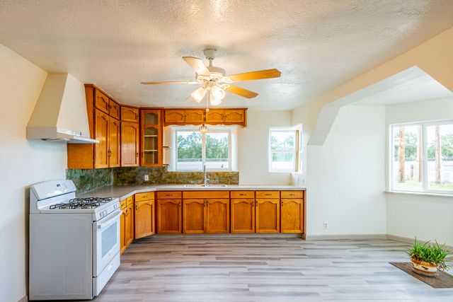 4843 Highway 314 SW, Los Lunas, NM 87031