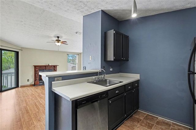 1325 Keys Lake Drive NE, Brookhaven, GA 30319