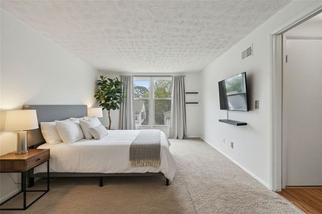 1325 Keys Lake Drive NE, Brookhaven, GA 30319