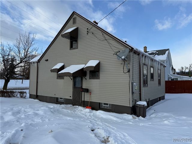 379 North Ogden Street E, Buffalo, NY 14212