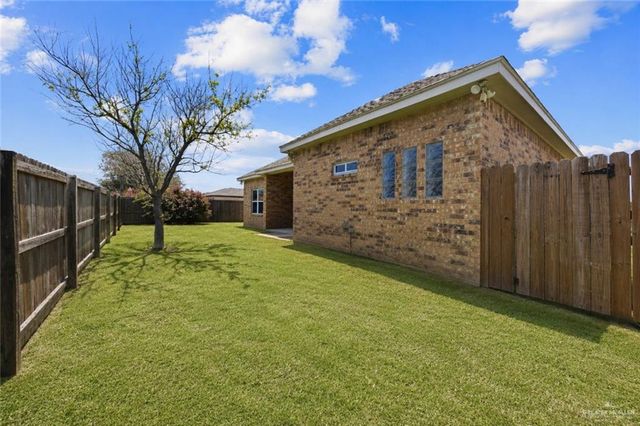 3720 Macquarie Drive, Edinburg, TX 78542