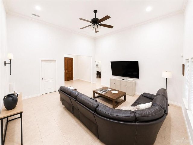 3720 Macquarie Drive, Edinburg, TX 78542