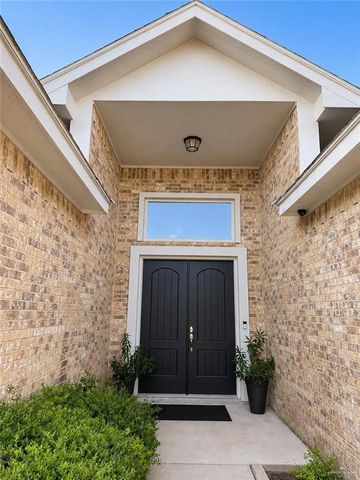 3720 Macquarie Drive, Edinburg, TX 78542