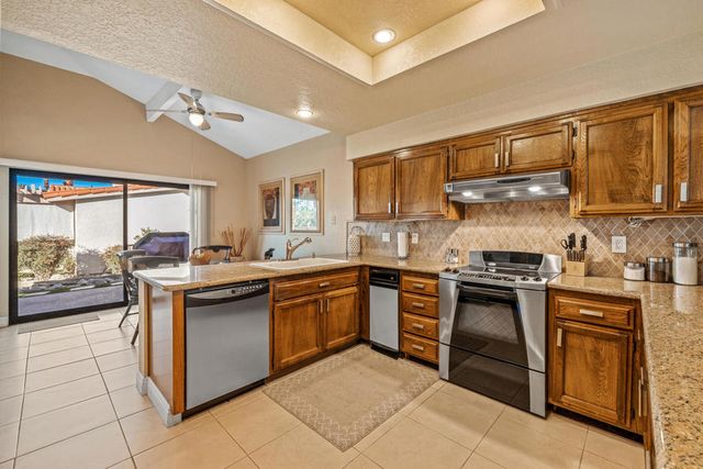 74996 Tahoe Circle, Indian Wells, CA 92210
