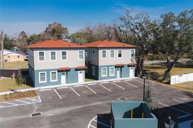 6976 BELLTREE COURT, Tampa, FL 33619