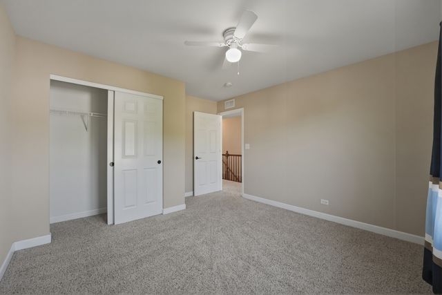 5742 Oak Ridge Way, Lisle, IL 60532