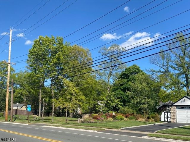 374 South Ave, Fanwood Boro, NJ 07023