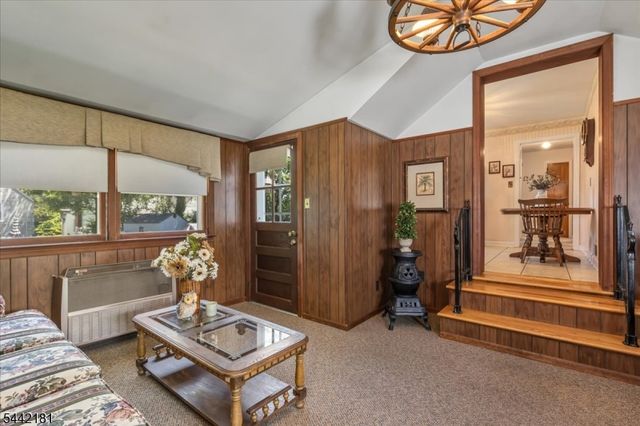 374 South Ave, Fanwood Boro, NJ 07023