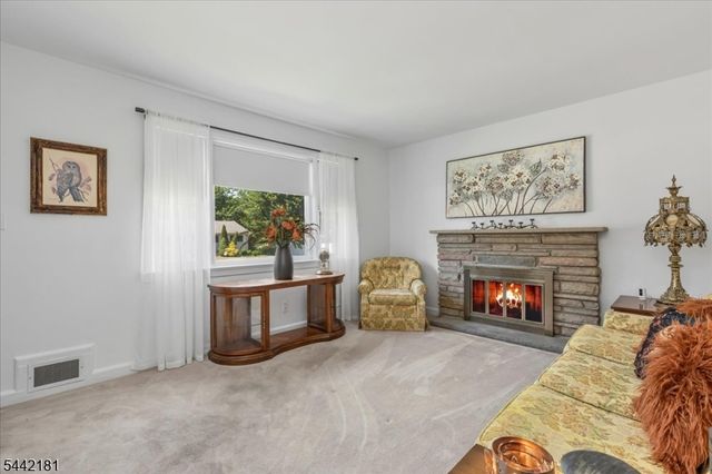 374 South Ave, Fanwood Boro, NJ 07023