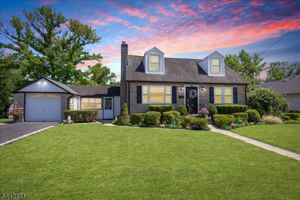 374 South Ave, Fanwood Boro, NJ 07023