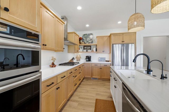 W10190 RIDGE ROAD, Hortonville, WI 54944