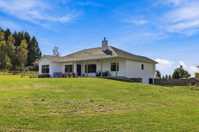 W10190 RIDGE ROAD, Hortonville, WI 54944