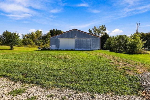 W10190 RIDGE ROAD, Hortonville, WI 54944