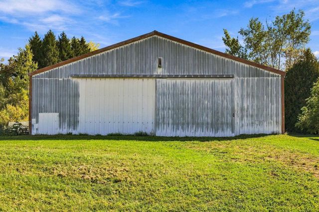 W10190 RIDGE ROAD, Hortonville, WI 54944