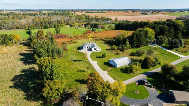 W10190 RIDGE ROAD, Hortonville, WI 54944
