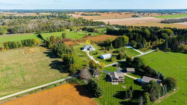 W10190 RIDGE ROAD, Hortonville, WI 54944