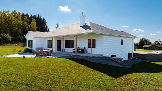 W10190 RIDGE ROAD, Hortonville, WI 54944