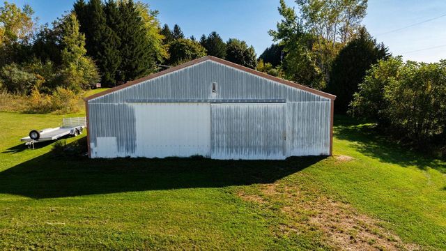 W10190 RIDGE ROAD, Hortonville, WI 54944