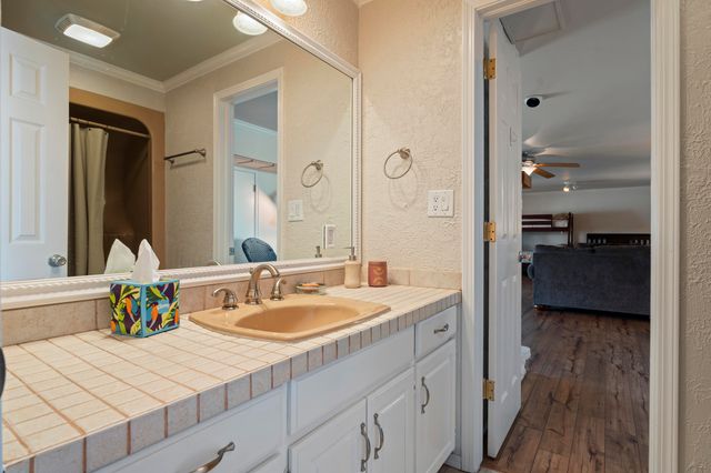 292 Private Road 97, Eucha, OK 74342