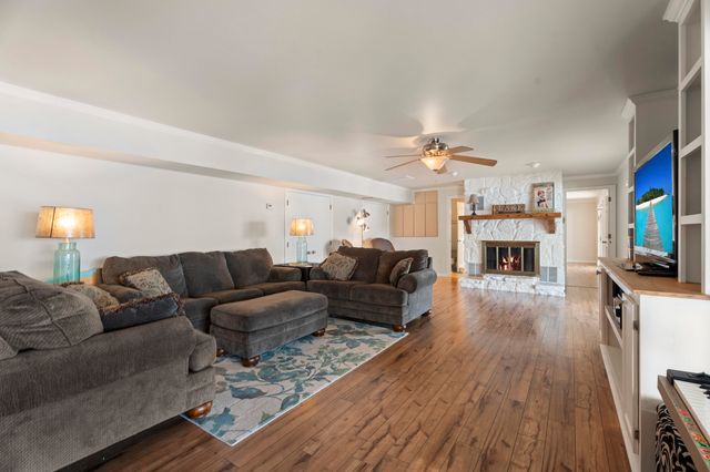 292 Private Road 97, Eucha, OK 74342