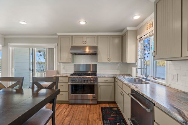 292 Private Road 97, Eucha, OK 74342