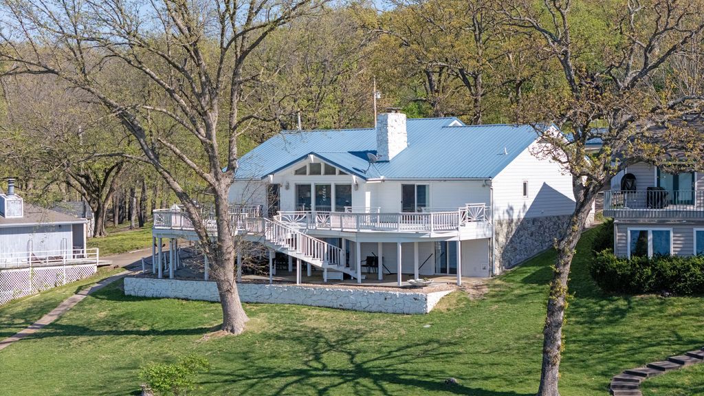 292 Private Road 97, Eucha, OK 74342
