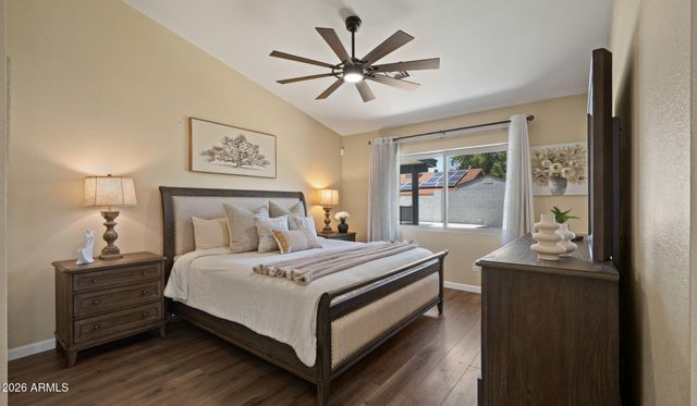 6120 W Shangri La Road, Glendale, AZ 85304