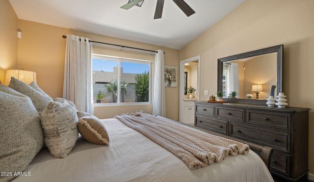6120 W Shangri La Road, Glendale, AZ 85304