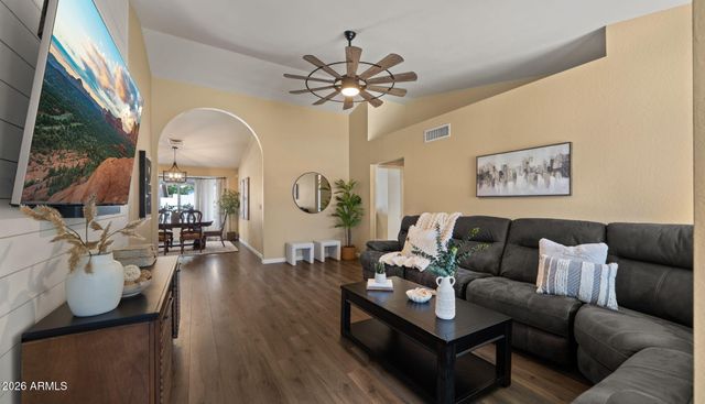 6120 W Shangri La Road, Glendale, AZ 85304