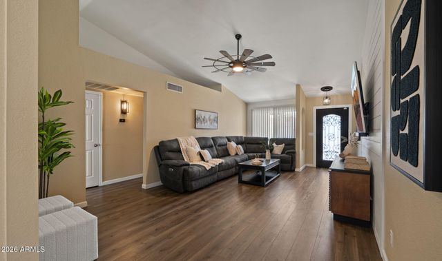 6120 W Shangri La Road, Glendale, AZ 85304