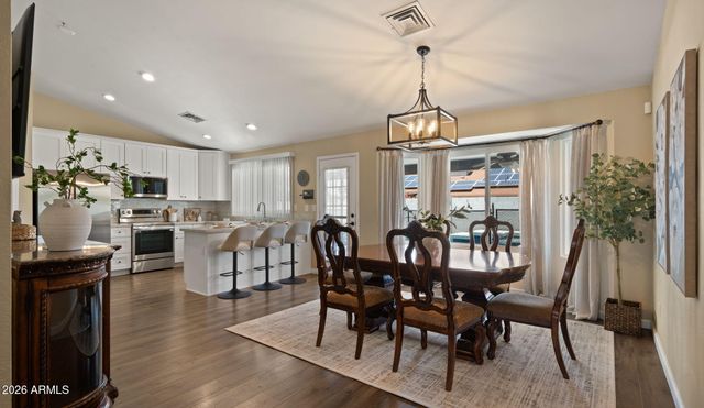 6120 W Shangri La Road, Glendale, AZ 85304