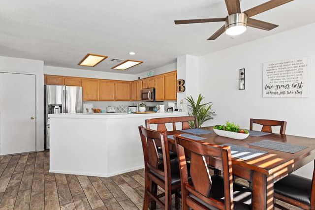 405 Whispering Willow Dr Unit E, Santee, CA 92071