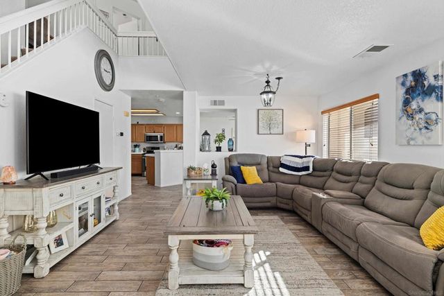 405 Whispering Willow Dr Unit E, Santee, CA 92071