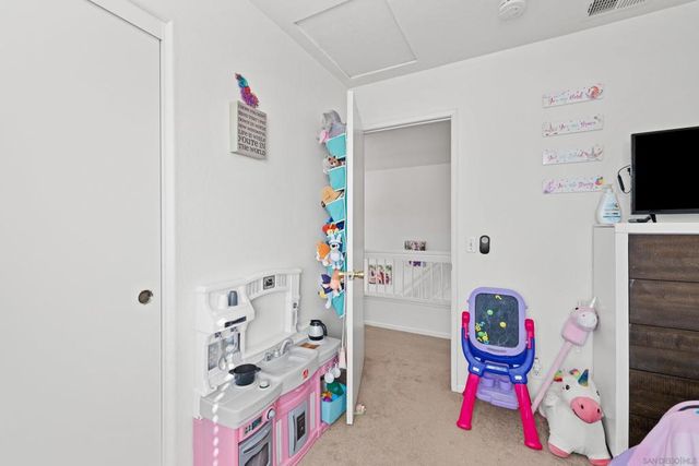 405 Whispering Willow Dr Unit E, Santee, CA 92071