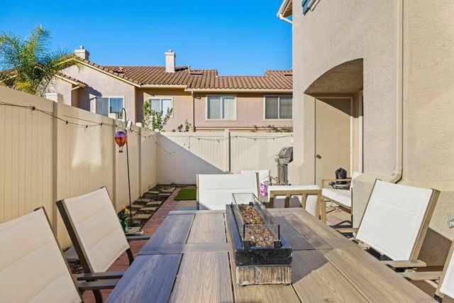 405 Whispering Willow Dr Unit E, Santee, CA 92071